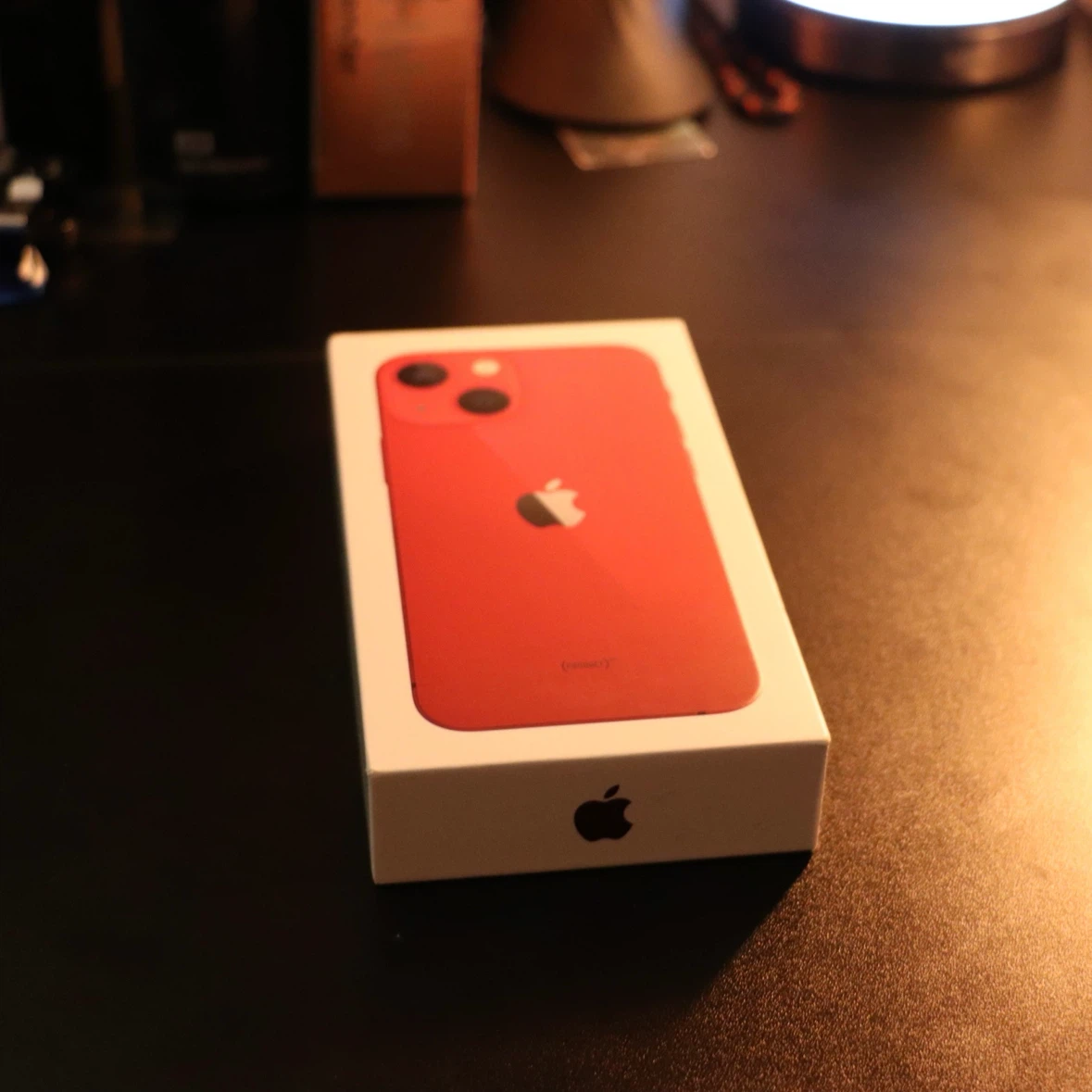 iPhone 13 Mini (PRODUCT)RED 256GB - photo 2