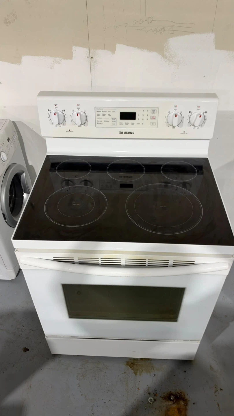 Samsung White Electric Stove!!!