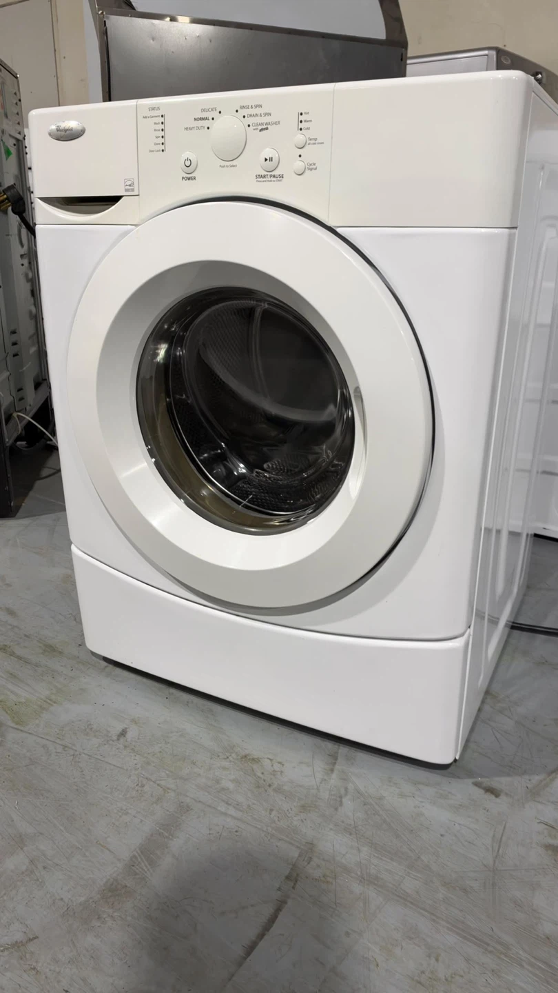 Whirlpool Washer & Dryer Set 27” !!!