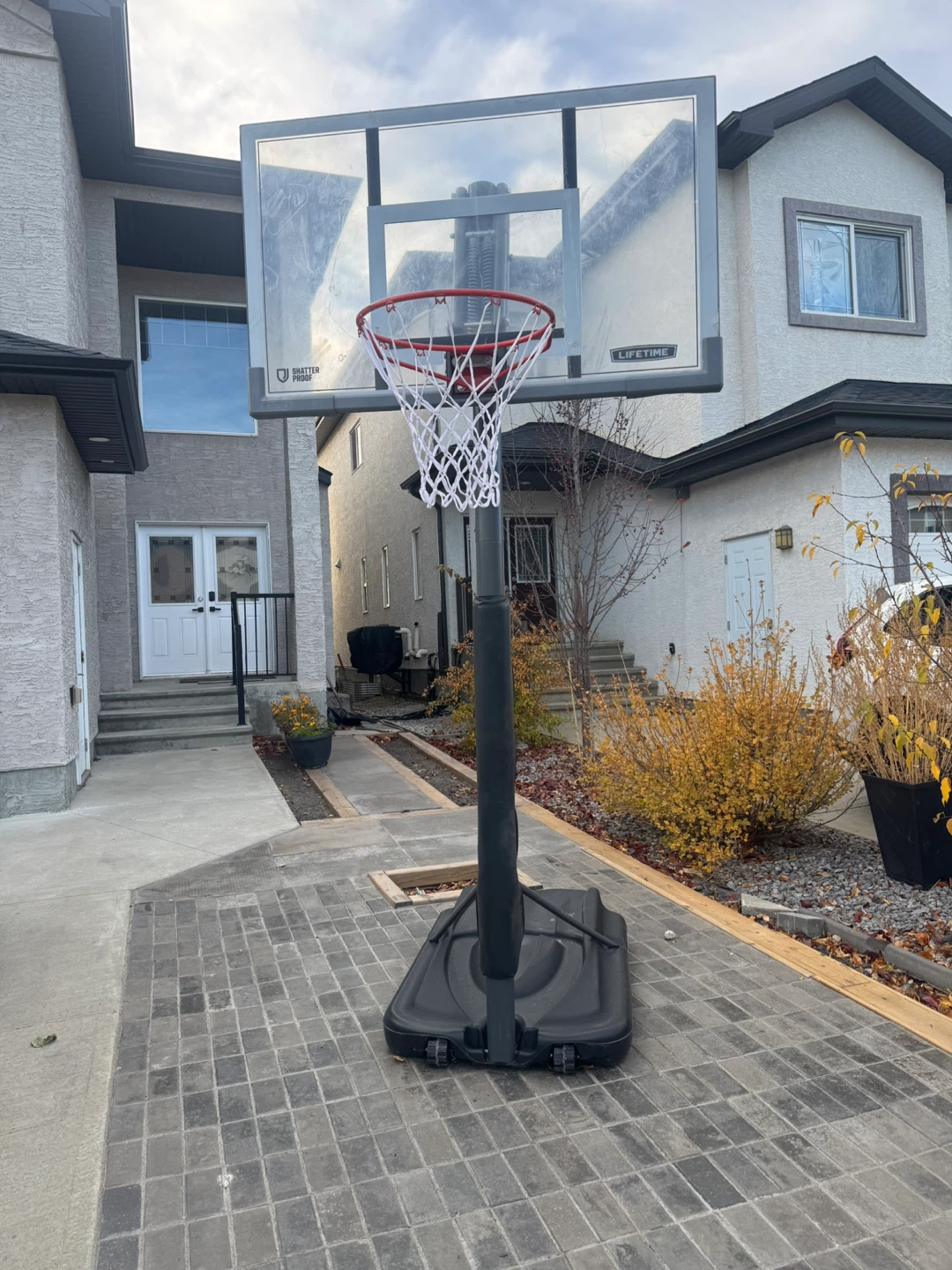 Lifetime Portable Basketball System