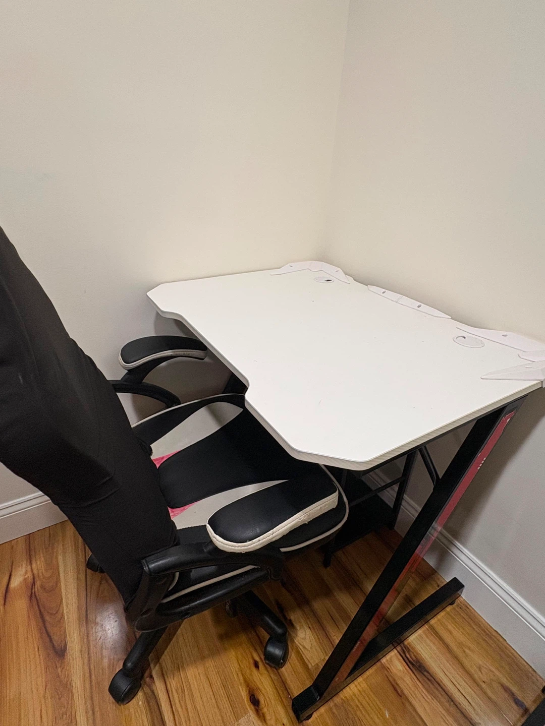 Gaming Desk and Office Chair Set - photo 2