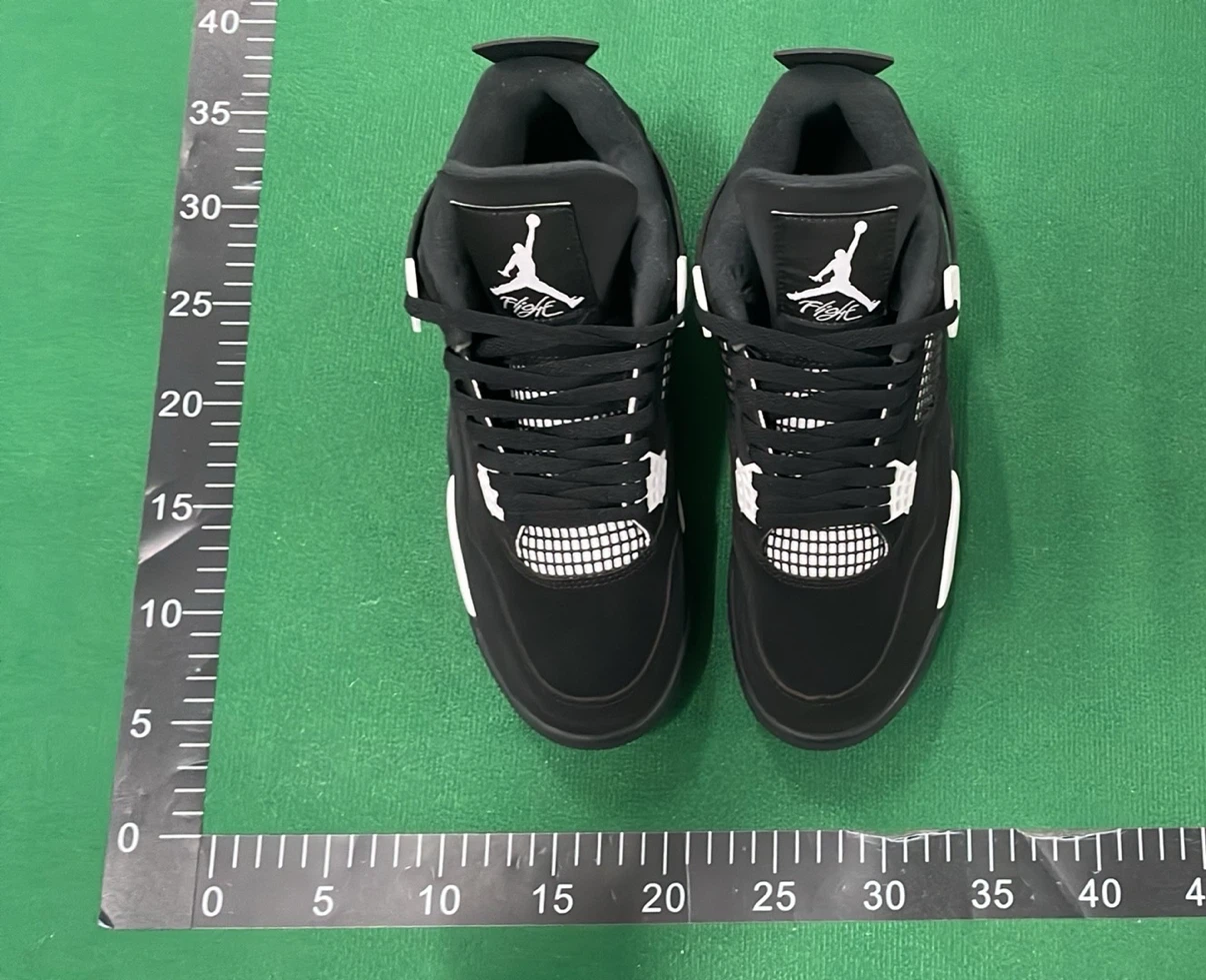 Air Jordan 4 Retro Black White