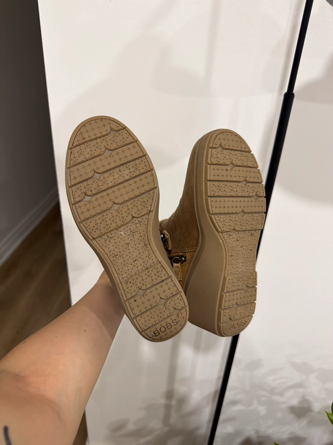 BOBS from Skechers tan wedge ankle boots (size 7) - photo 4