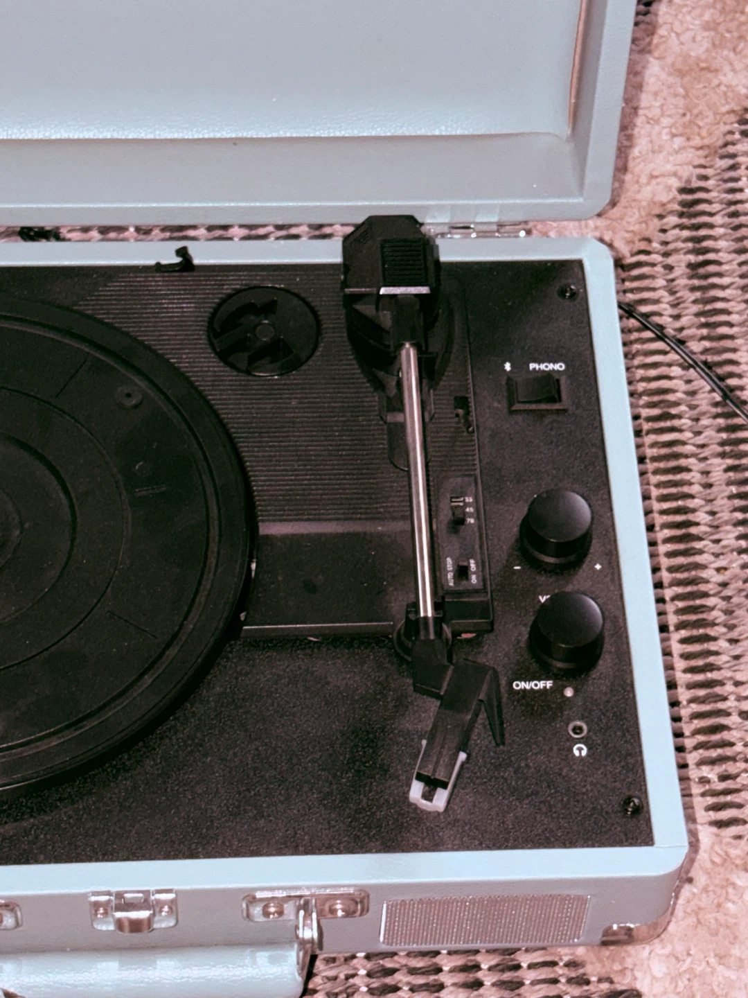 Crosley Cruiser Portable Turntable Vinyl Record Player - photo 3