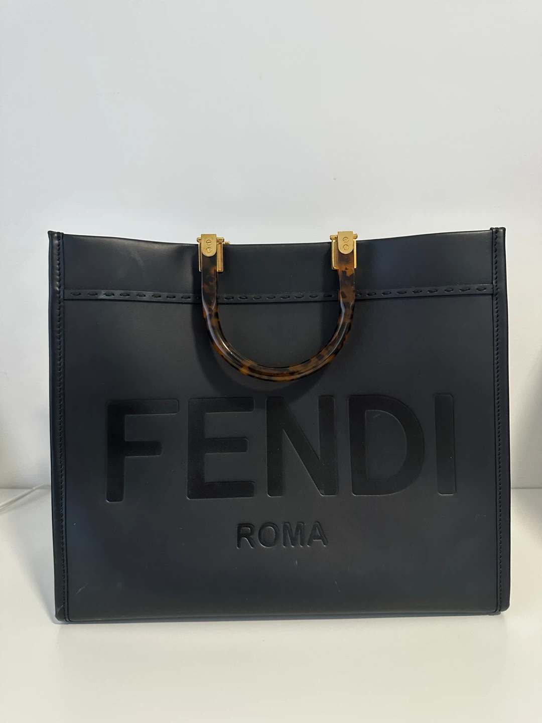 Fendi Sunshine Medium Tote Bag