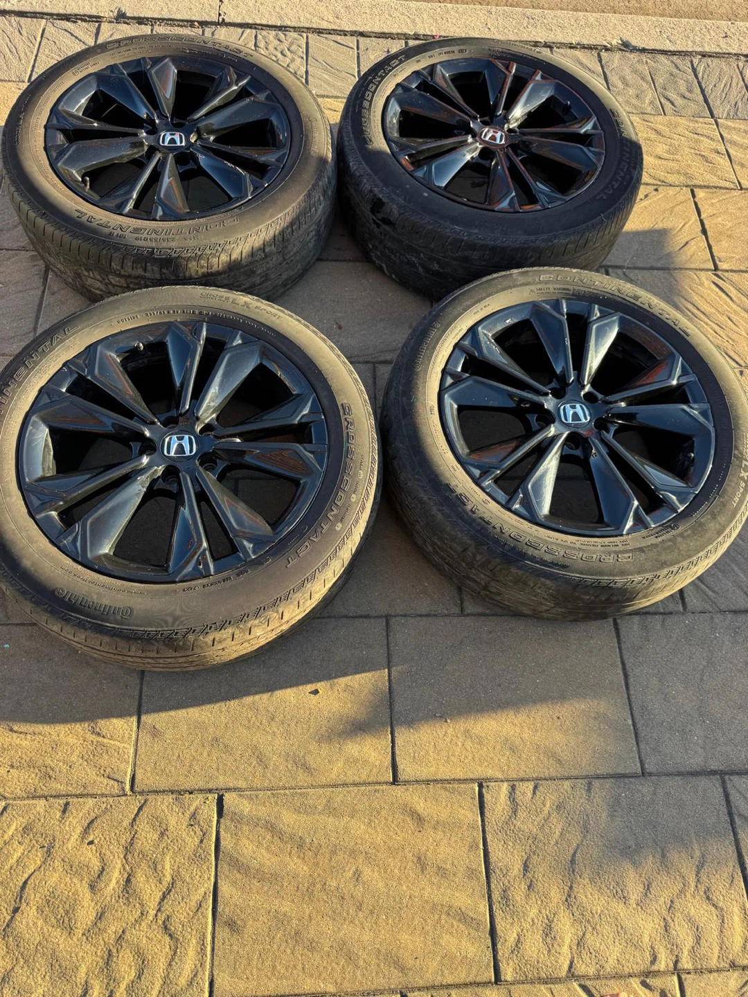 Set of 4 genuine Honda 19-inch Alloy rims