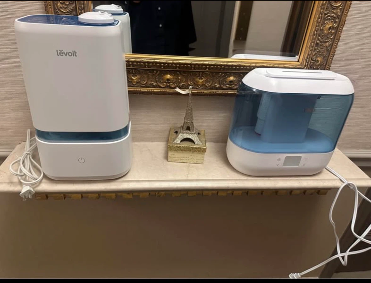 2x Humidifiers - Levoit + Dreo - 4L Cool Mist - Both for 20