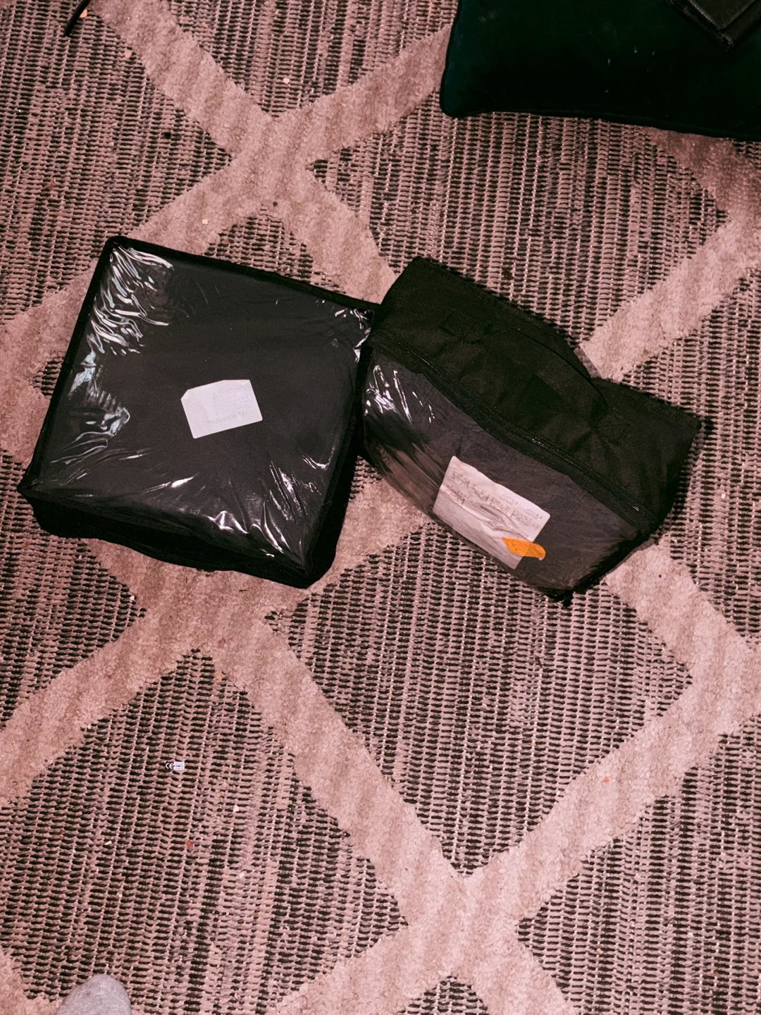 Set of 2 Recliner Slipcovers W/Console Covers Brand New Black - photo 2