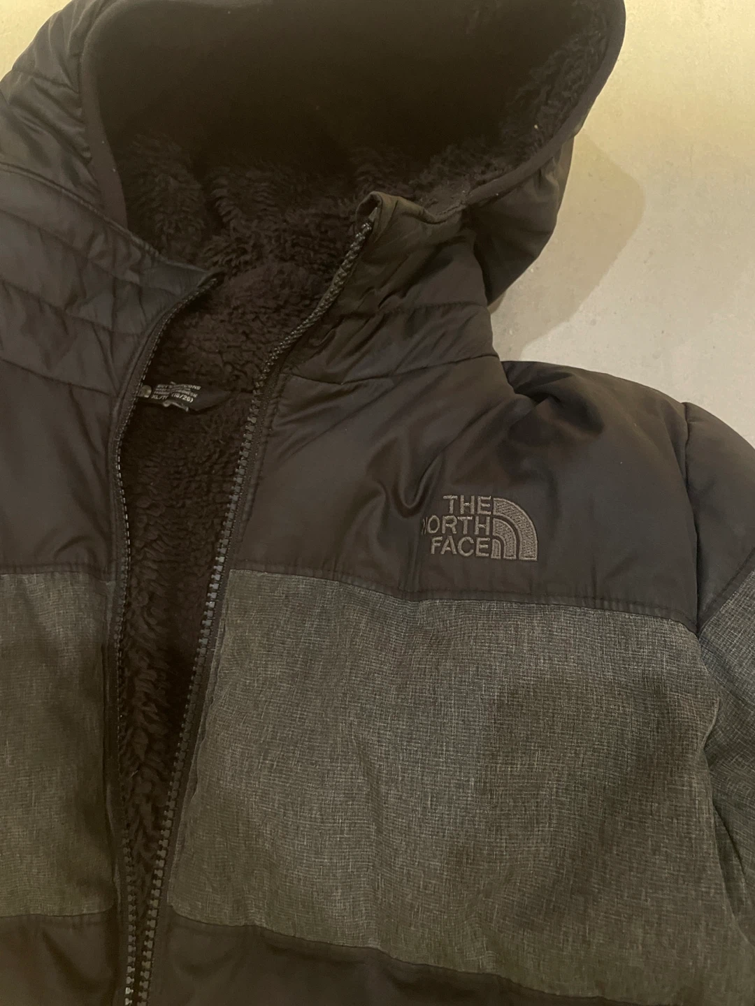 Kids The North Face Boys Hooded Jacket - photo 3