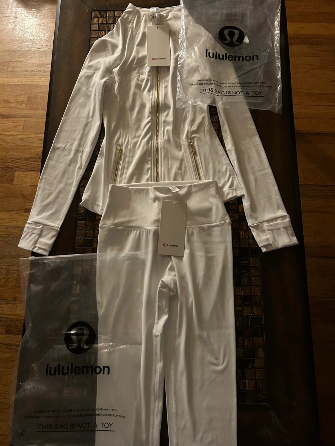 New Lululemon White Jacket and Leggings Set - photo 2