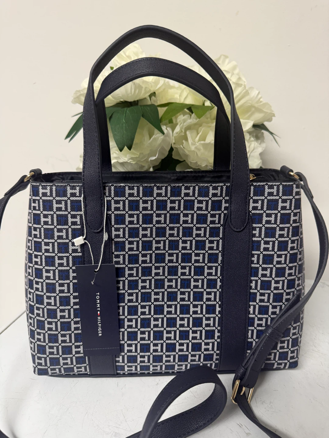 Tommy Hilfiger Monogram Tote Bag - photo 2