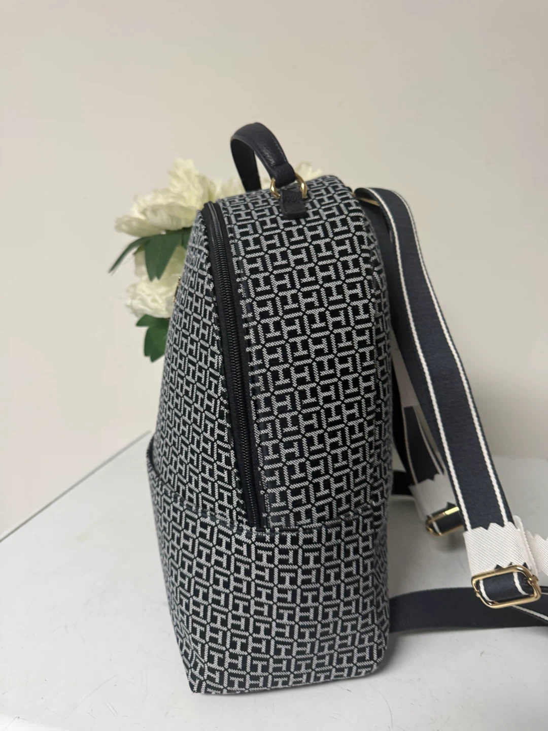 Tommy Hilfiger Monogram Backpack - photo 4