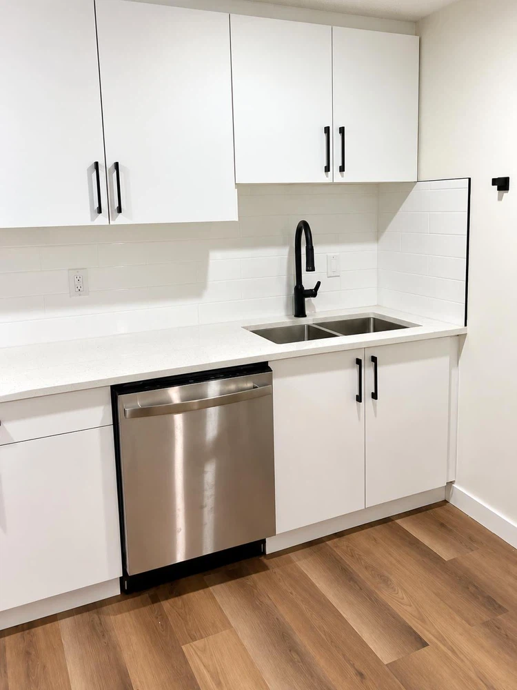 Basement Apartment - photo 2