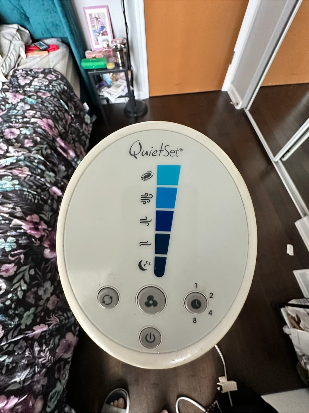 Honeywell QuietSet Tower Fan with remote - photo 2