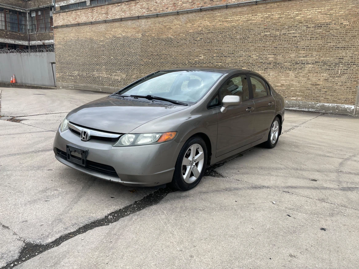 2008 Honda Civic Sedan 130 mil millas