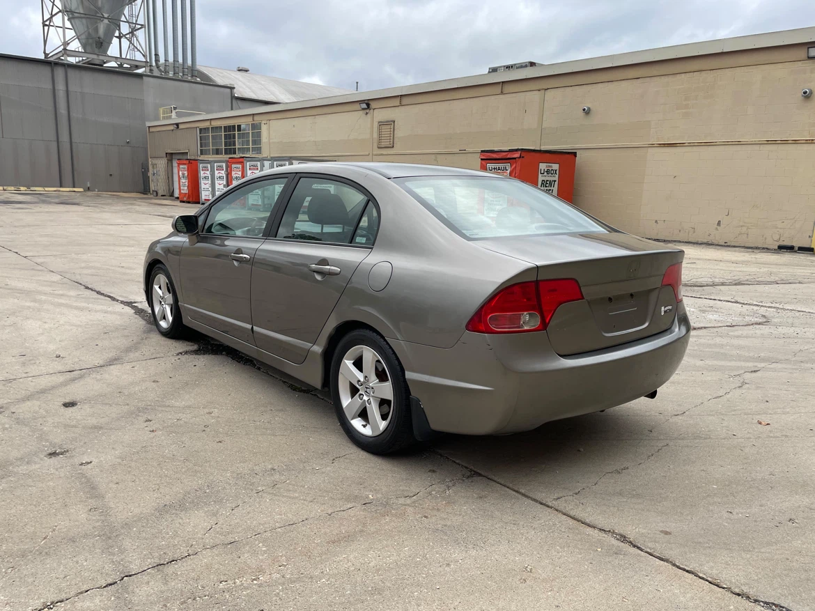 2008 Honda Civic Sedan 130 mil millas - photo 4