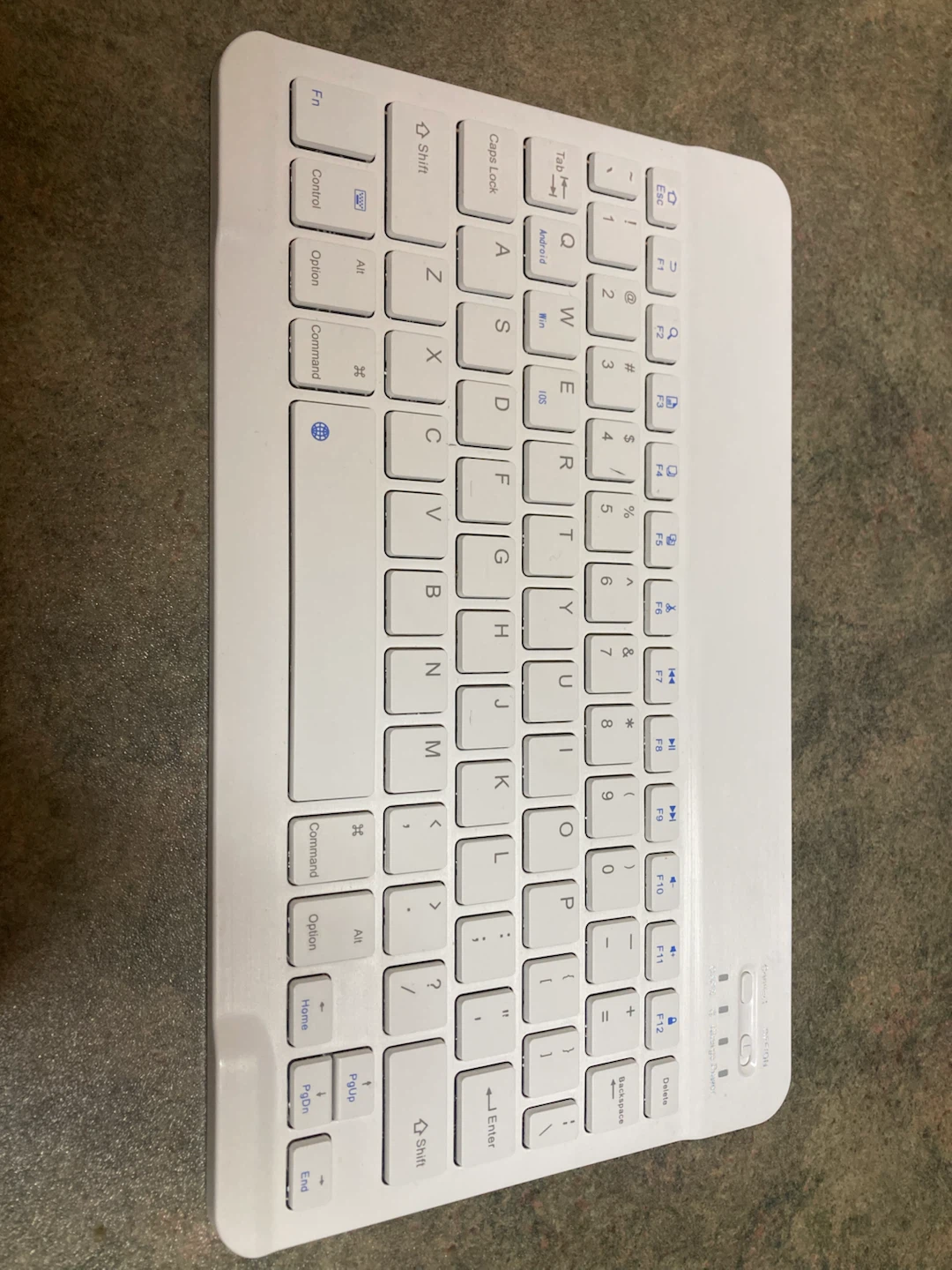 Travel Keyboard+Mouse Combo - Slim, supports Bluetooth