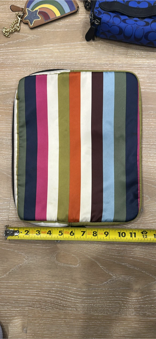 Coach Multi-Coloured Striped Laptop Sleeve - photo 5
