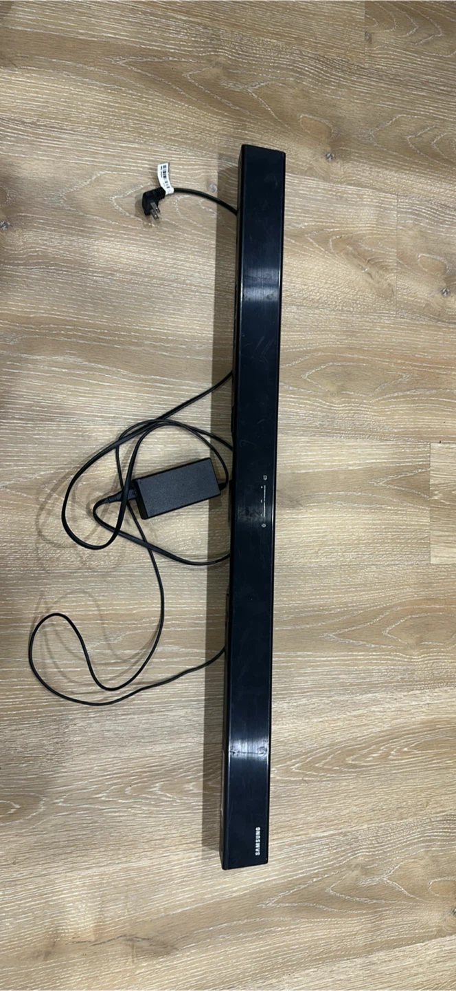 Samsung HW-J470 Soundbar