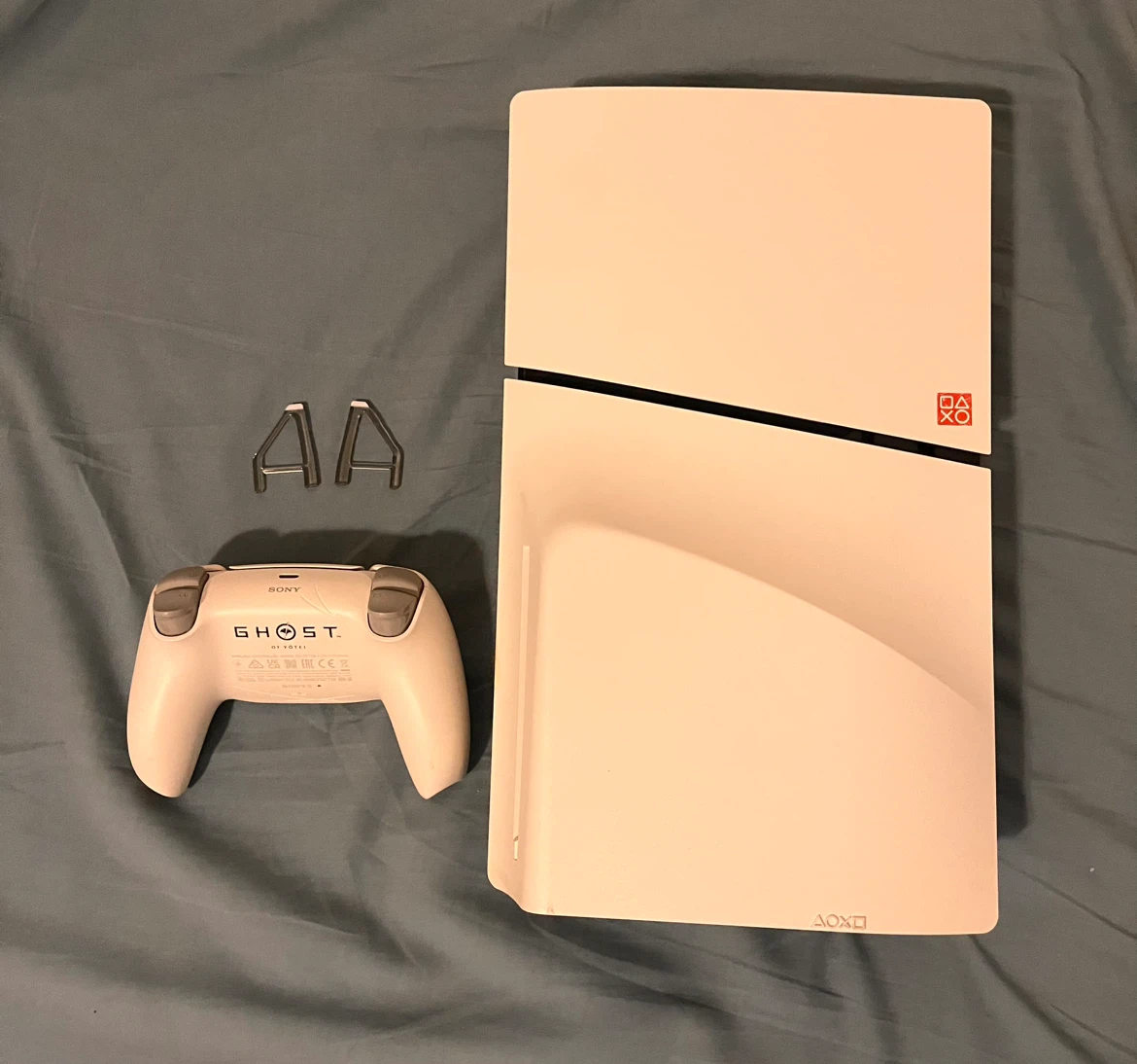 PS5 Limited Edition Ghost of Yotei Console - photo 3