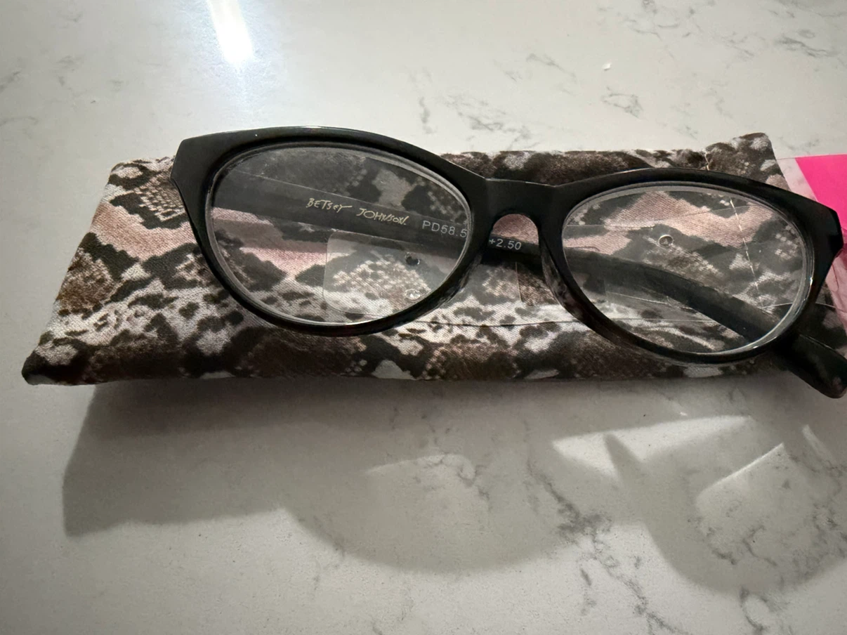 Betsey Johnson Eyeglasses with Snakeskin Pattern Case - photo 2