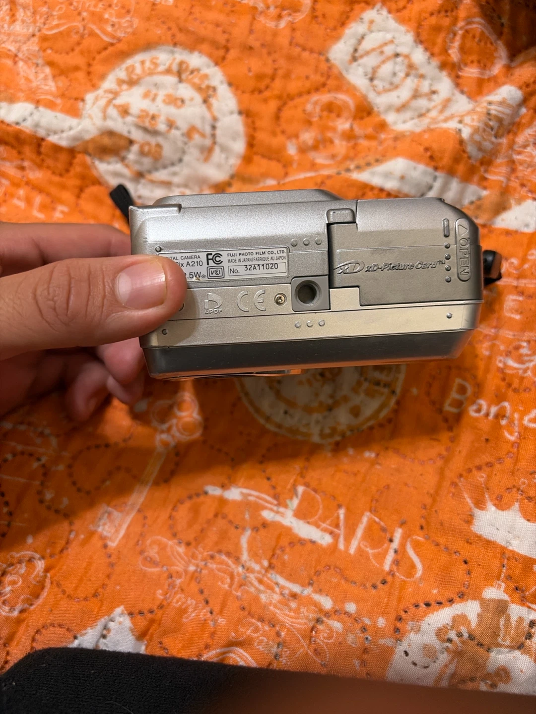 Fujifilm FinePix A210 Digital Camera - photo 3