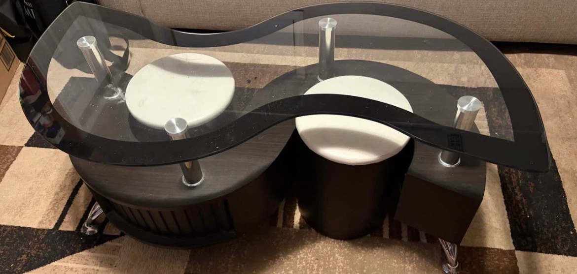 Modern S-Shaped Coffee Table with Stools