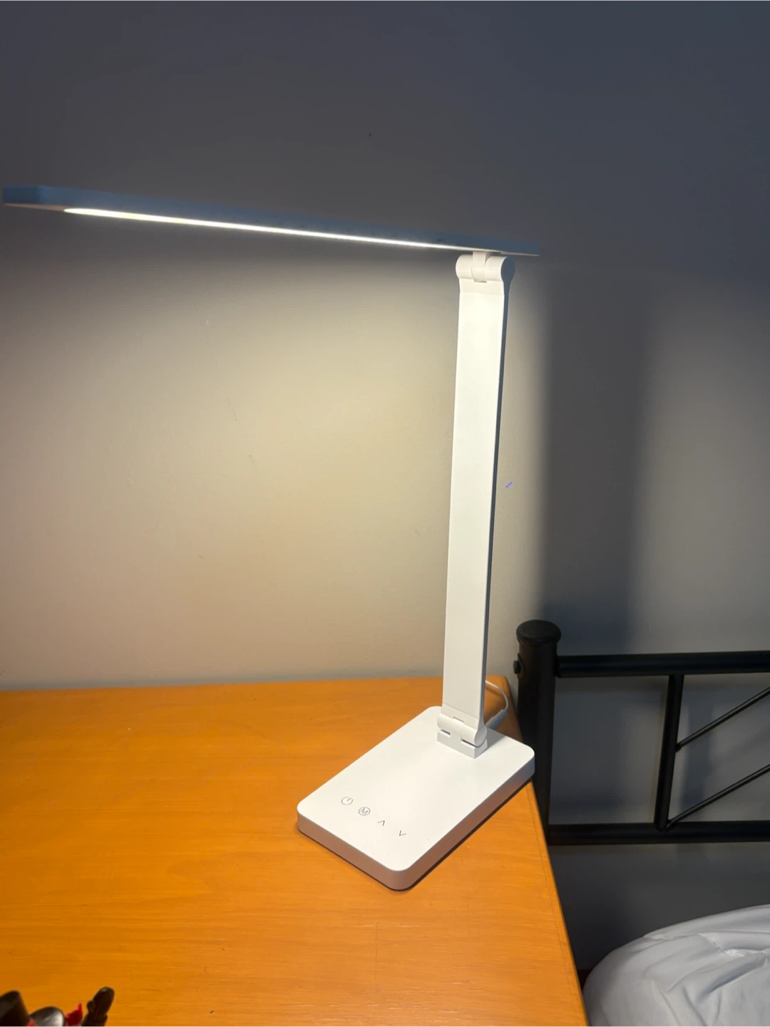 White LED Desk Lamp - photo 2