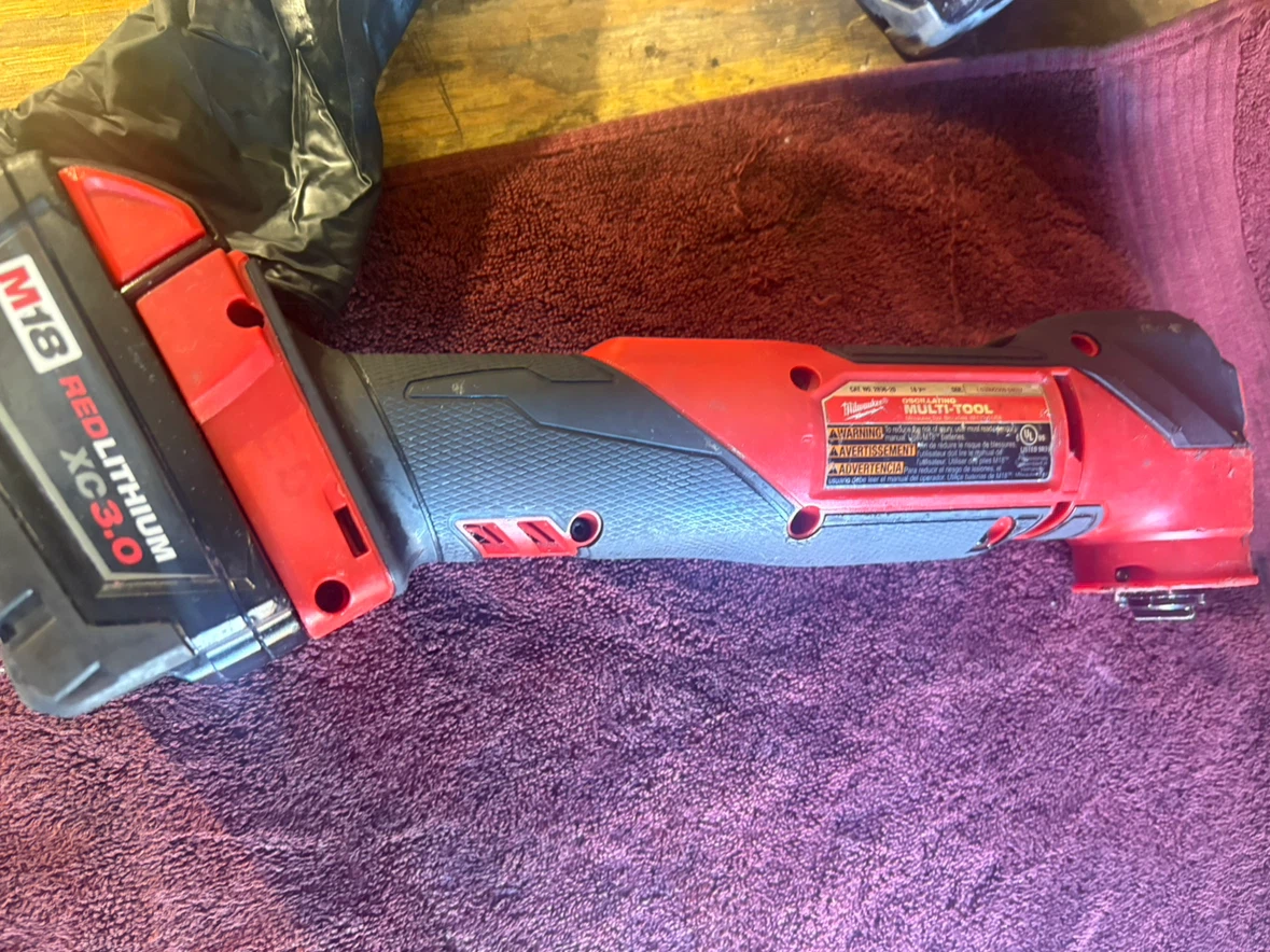 Milwaukee M18 Oscillating Multi-Tool 2836-20 - photo 2