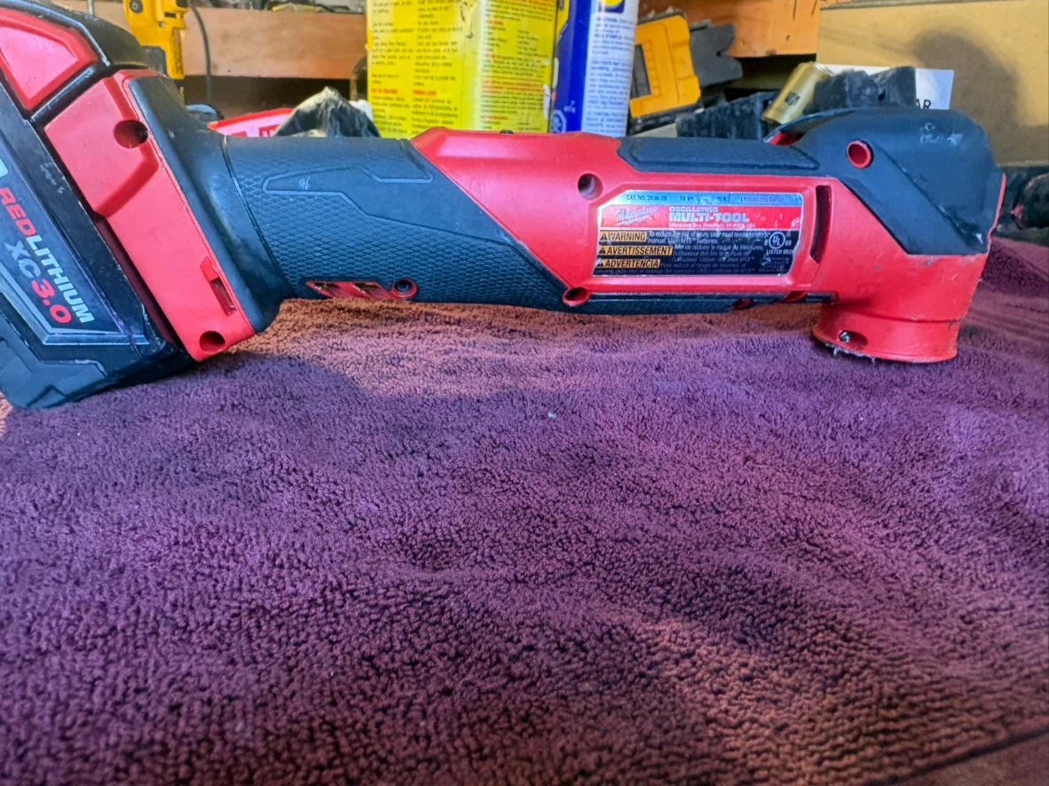 Milwaukee M18 Oscillating Multi-Tool 2836-20 - photo 3