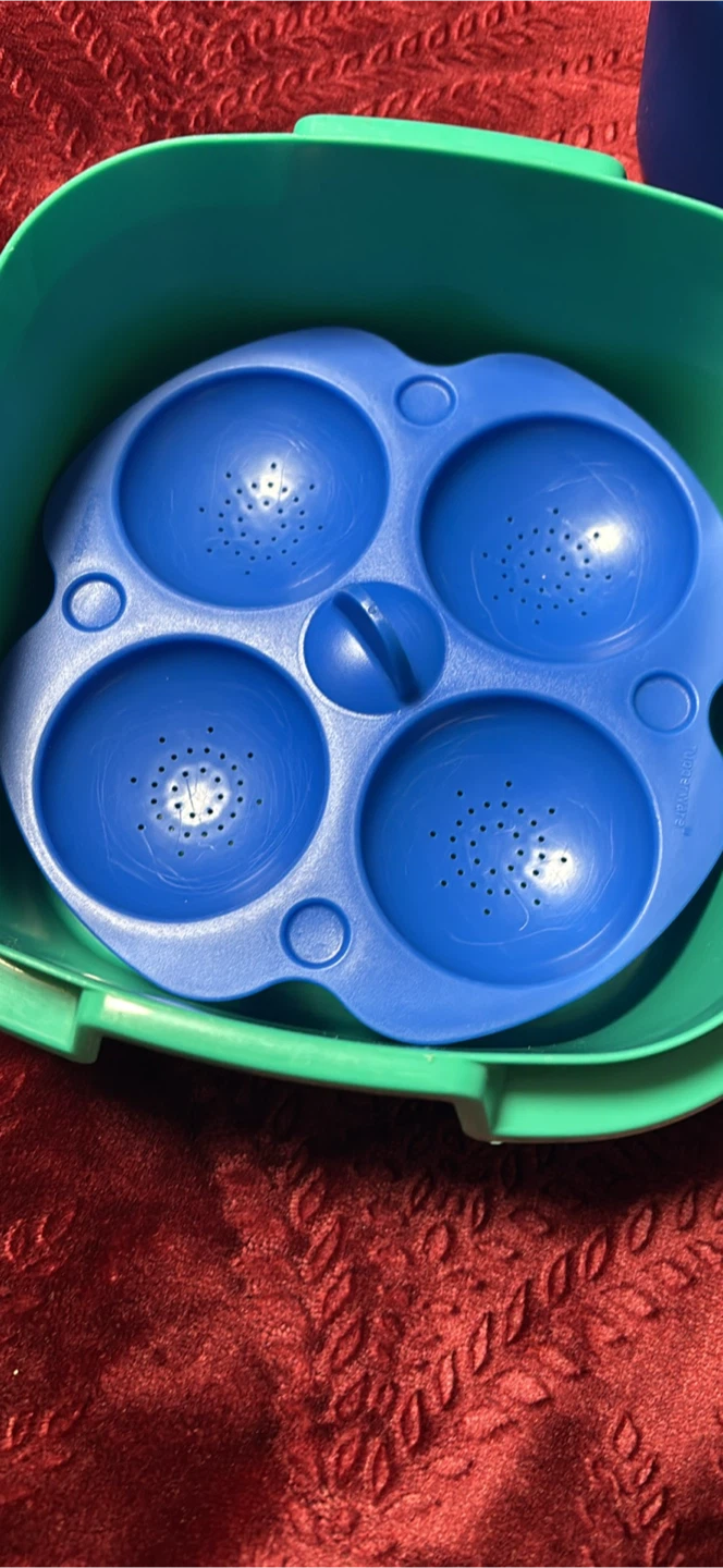 Tupperware Egg Poacher and Cooker