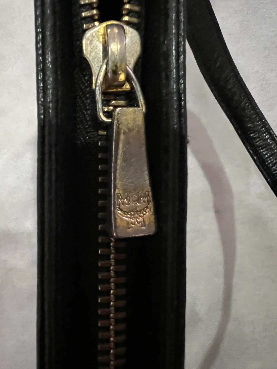 MCM Black Leather Shoulder Bag - photo 4