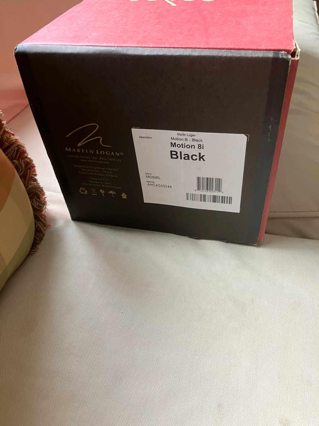 Martin Logan Motion 8i Speaker - Black