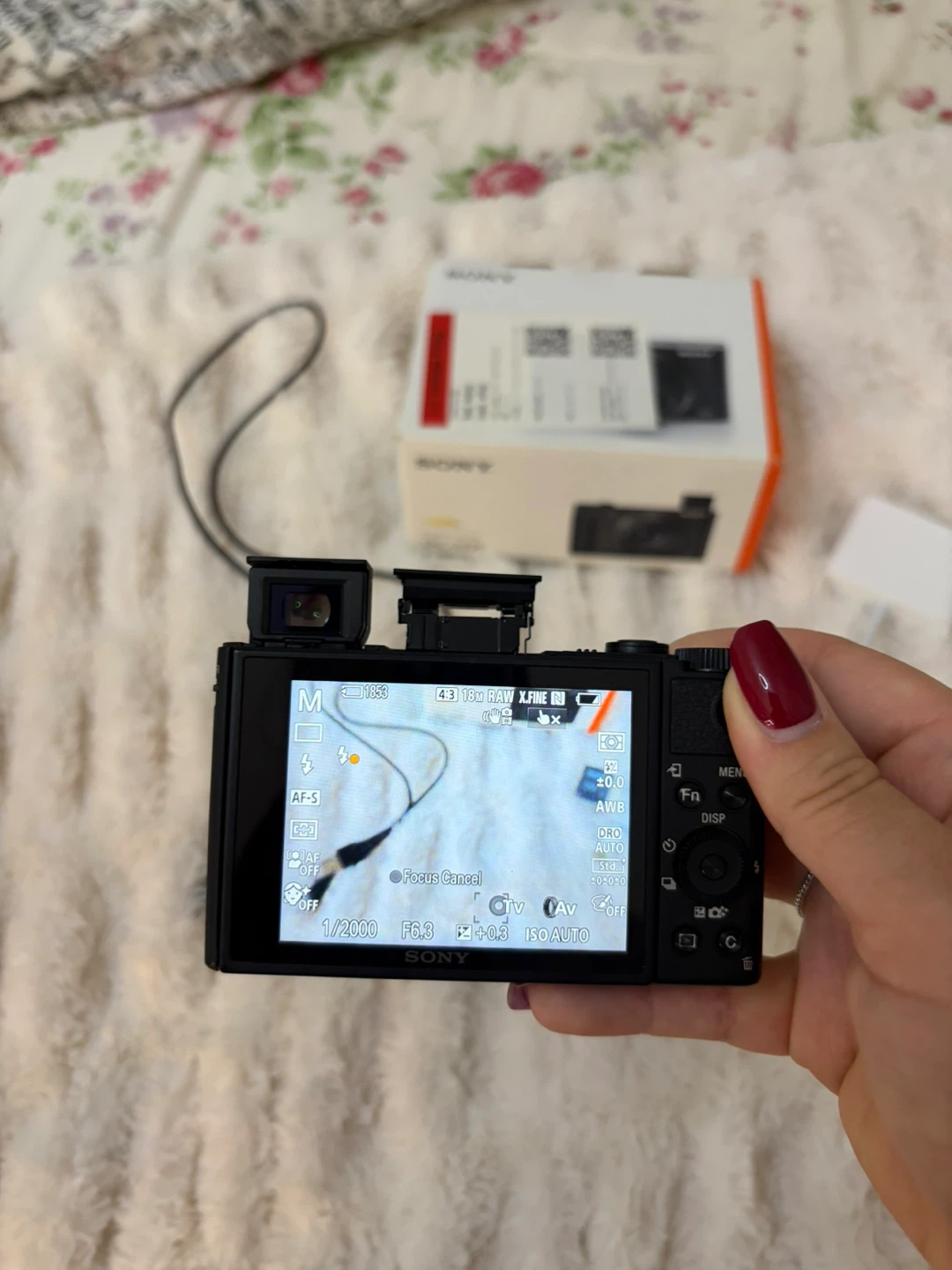 Sony Cyber-shot DSC-HX99 4K Digital Camera - photo 2