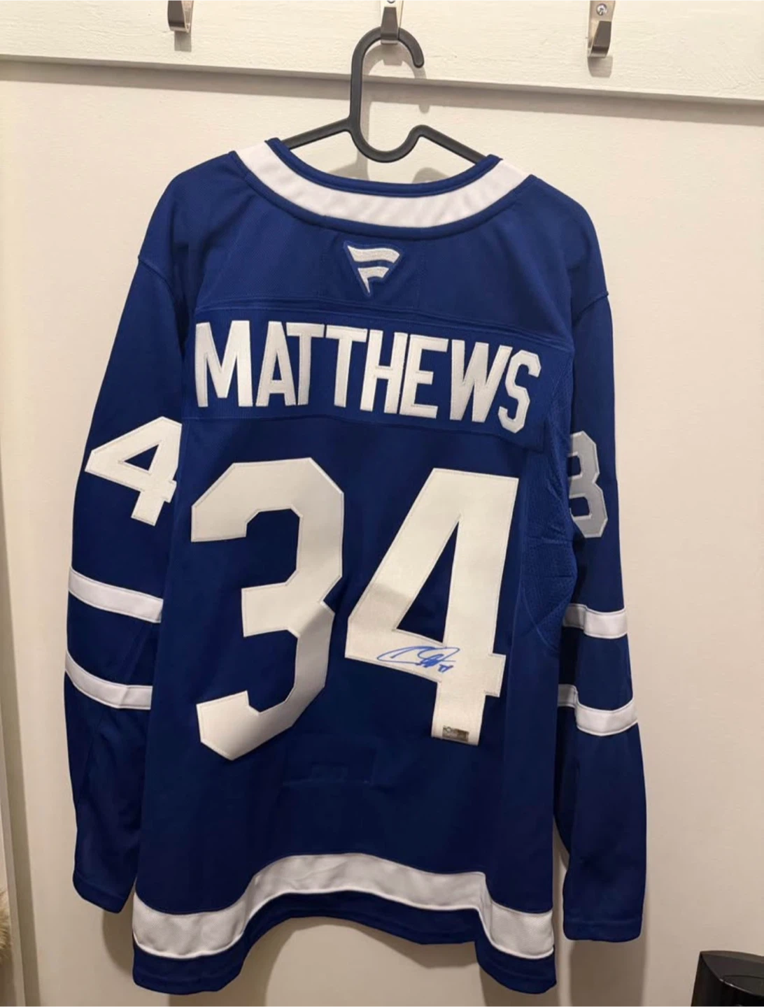 Toronto Maple Leafs Auston Matthews signed Jersey