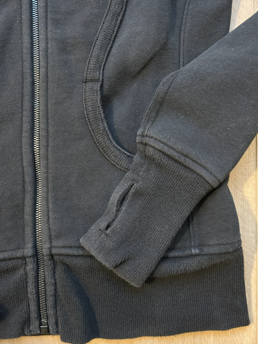Lululemon Scuba Hoodie Black - photo 2