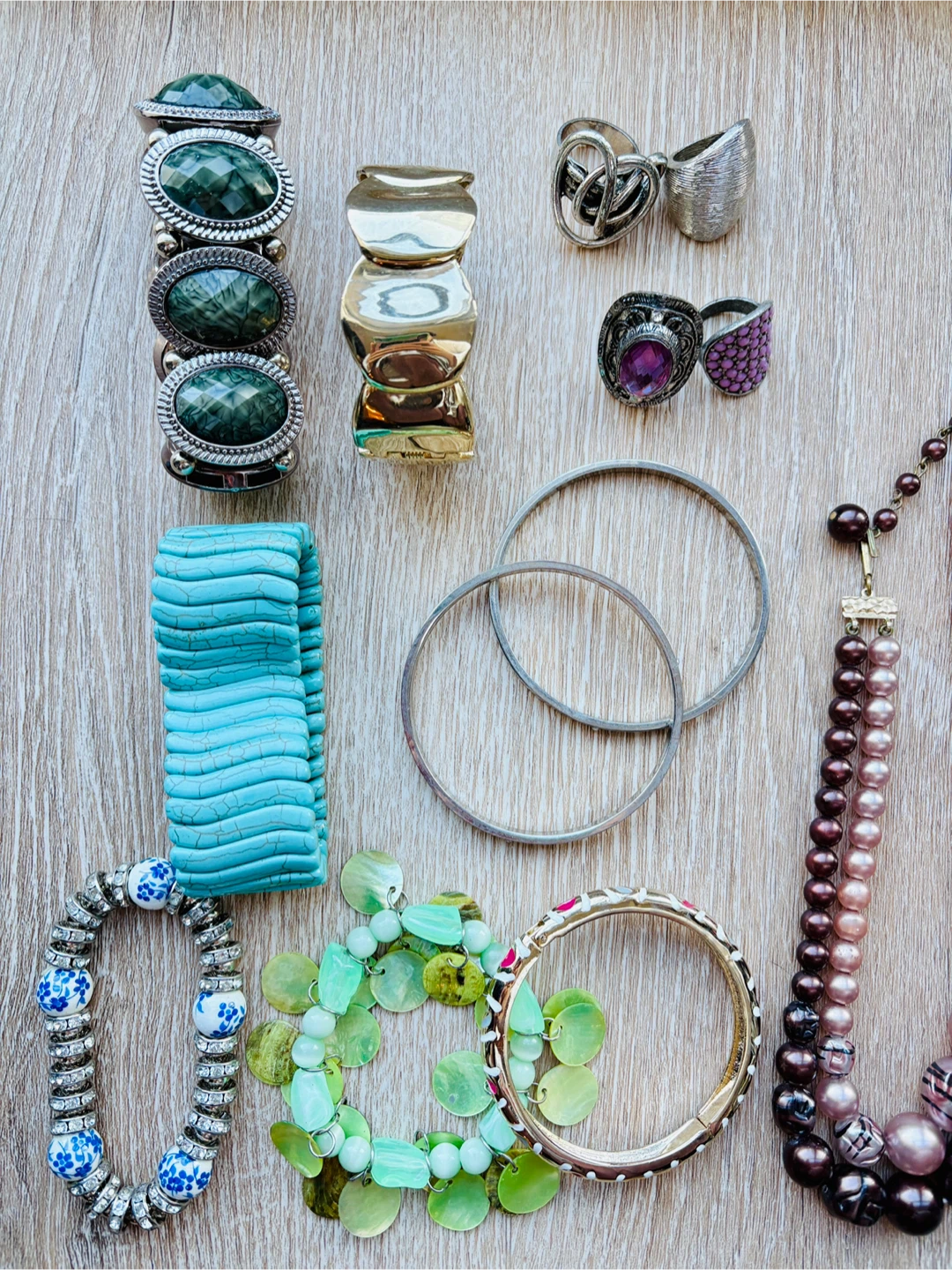 Vintage Jewelry Jar 19 pieces