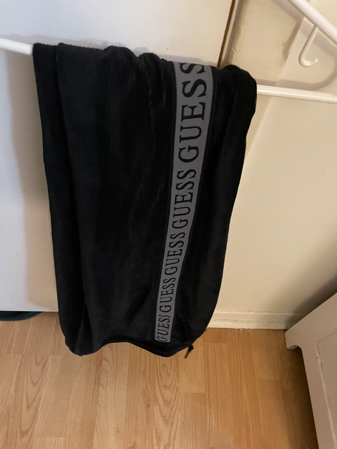 Guess Black Velour Hoodie and Jogger Set - photo 4