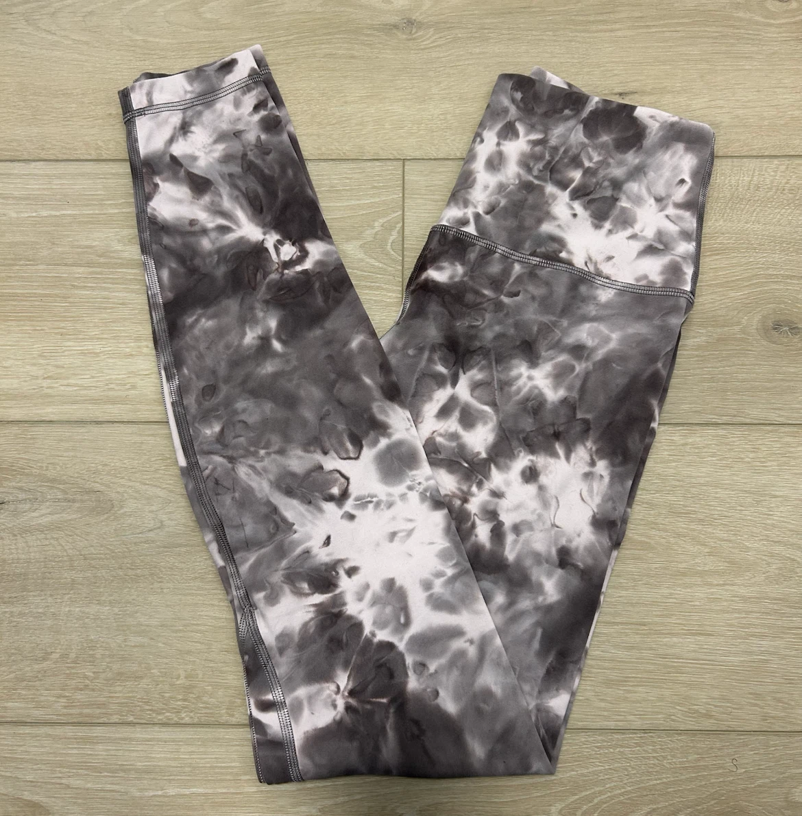 Lululemon Align High Rise Diamond Dye Legging