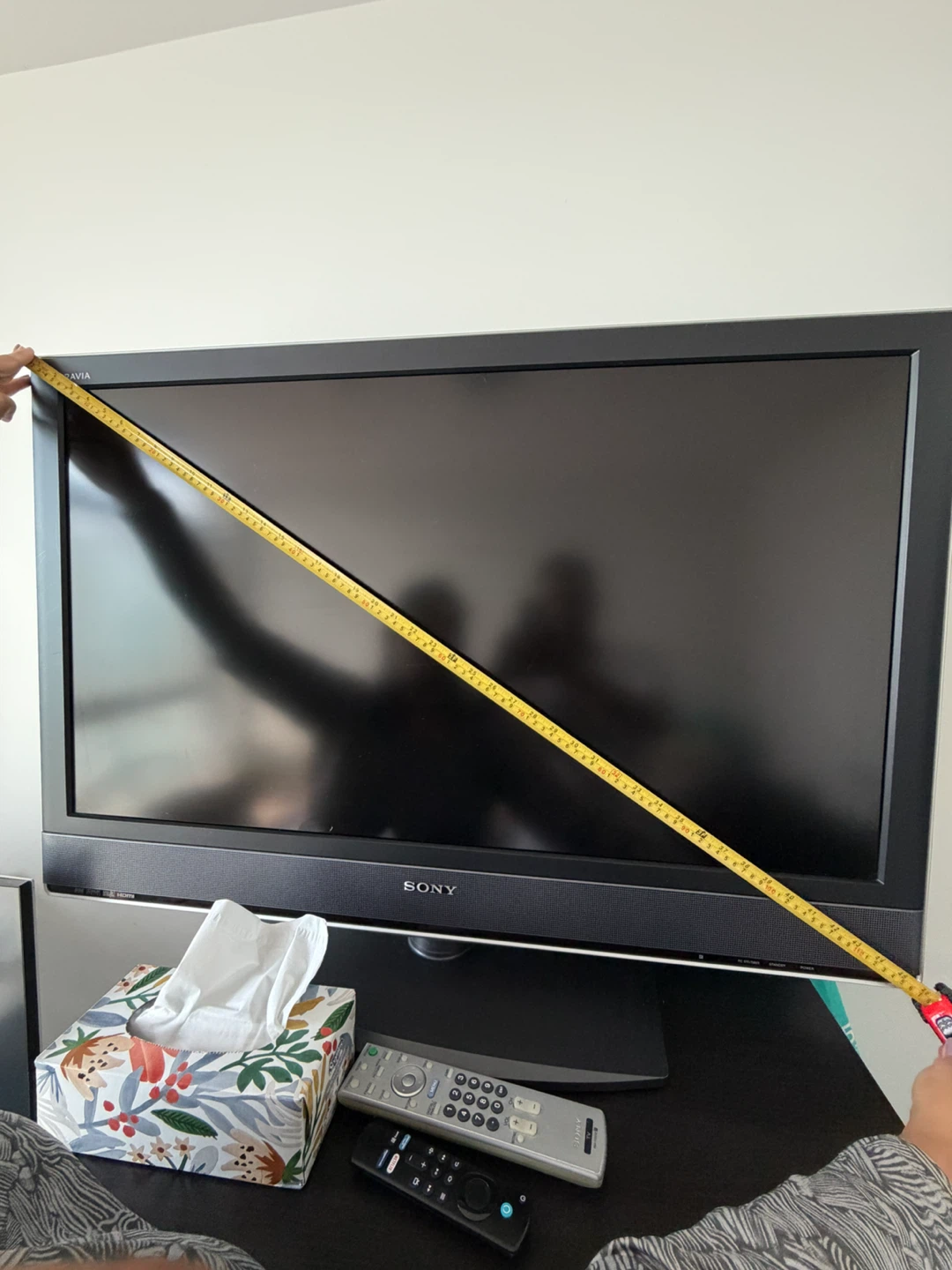 Sony Bravia KDL-40V2500 40 inch LCD TV - photo 3