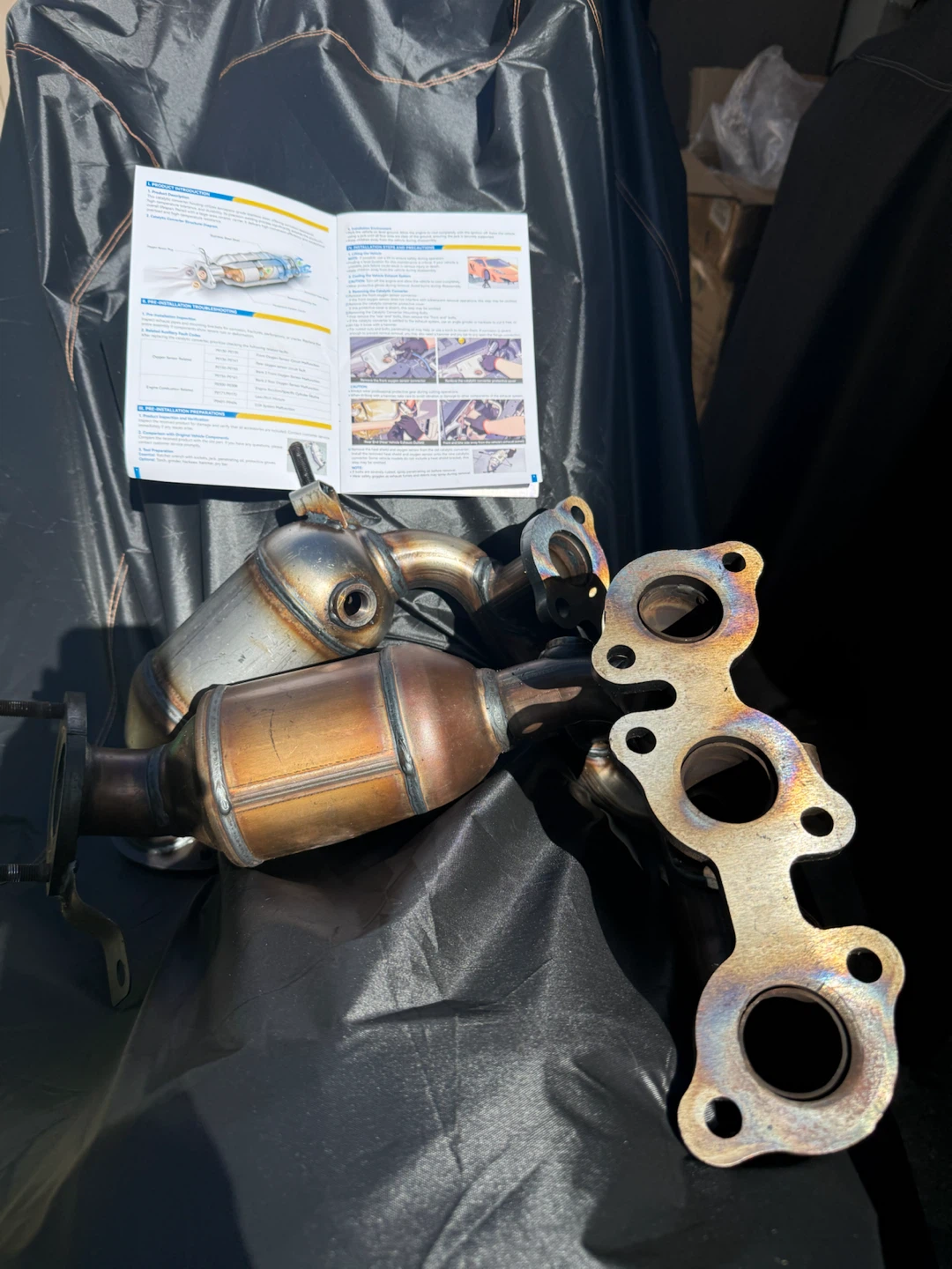Brand New Catalytic Converter Set