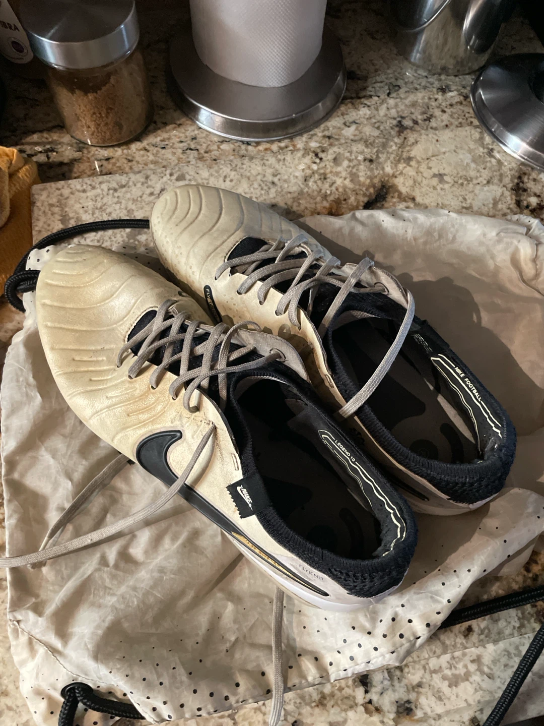 Nike Tiempo Legend 10 Elite Soccer Cleats Size 9.5 - photo 2