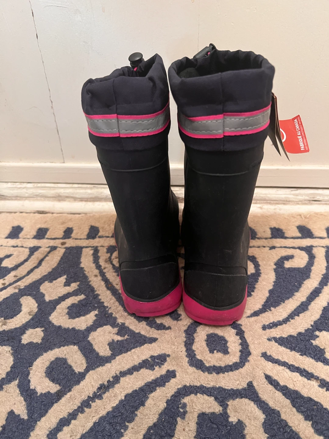 Kamik Rain Boots Size 2 - photo 3