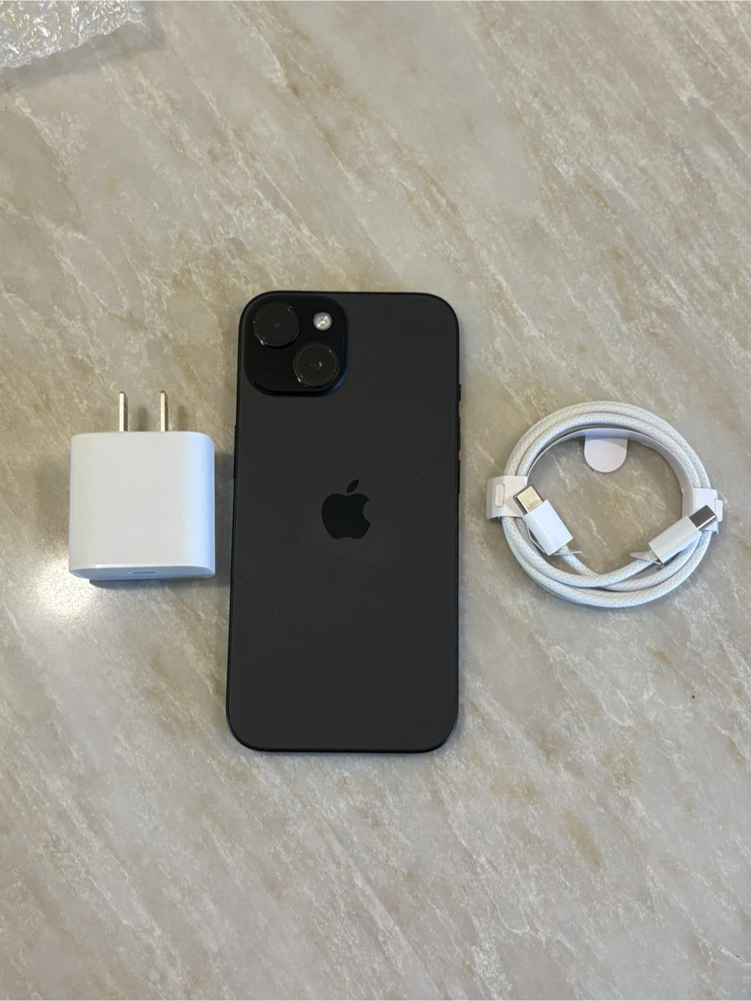 iPhone 15 – 128GB – Black – Bell / Virgin Plus – $400