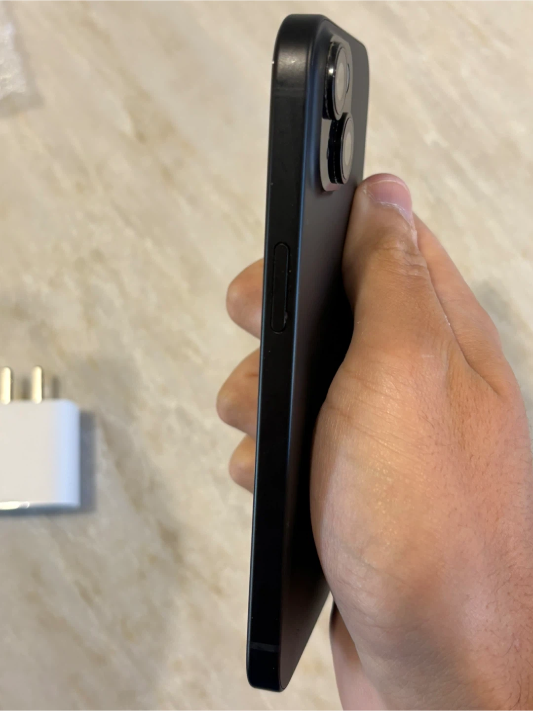 iPhone 15 – 128GB – Black – Bell / Virgin Plus – $400 - photo 3