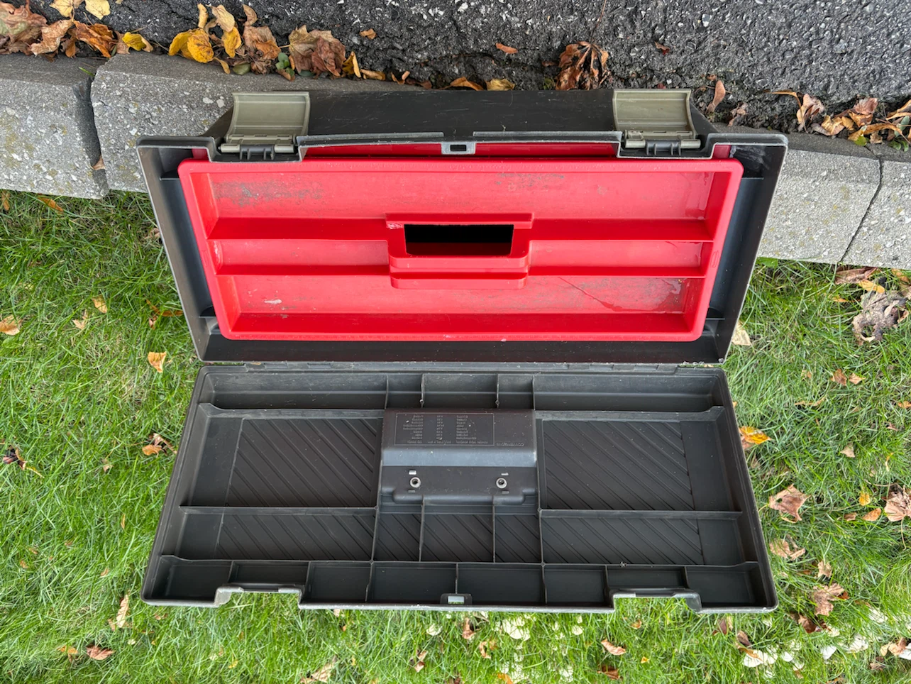 Rubbermaid Tool Boxes - photo 2