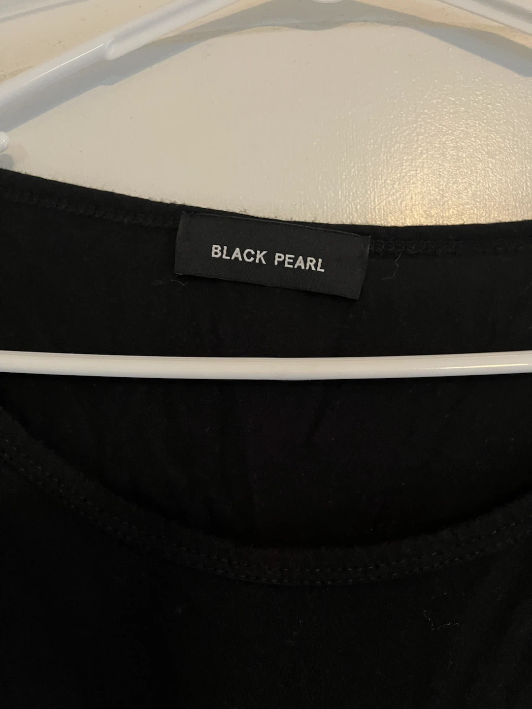 Black Pearl Graphic Crop Top - photo 3