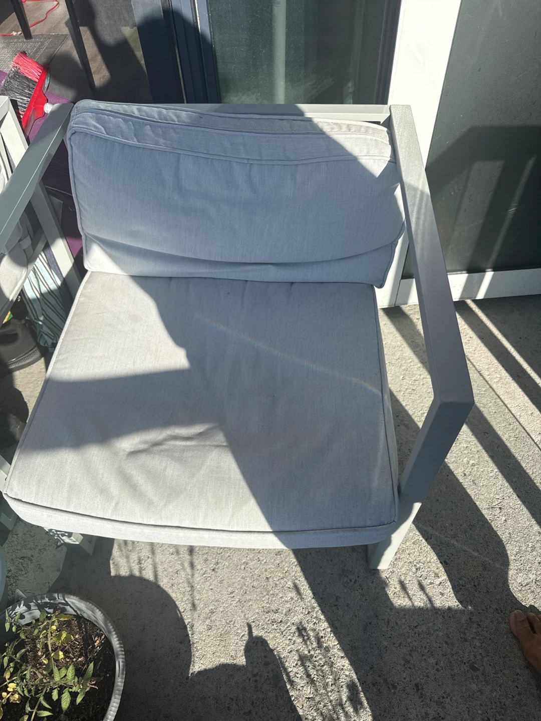 Negotiable Grey 3-Seater Reclining Sofa and 2 iron chairs - photo 4