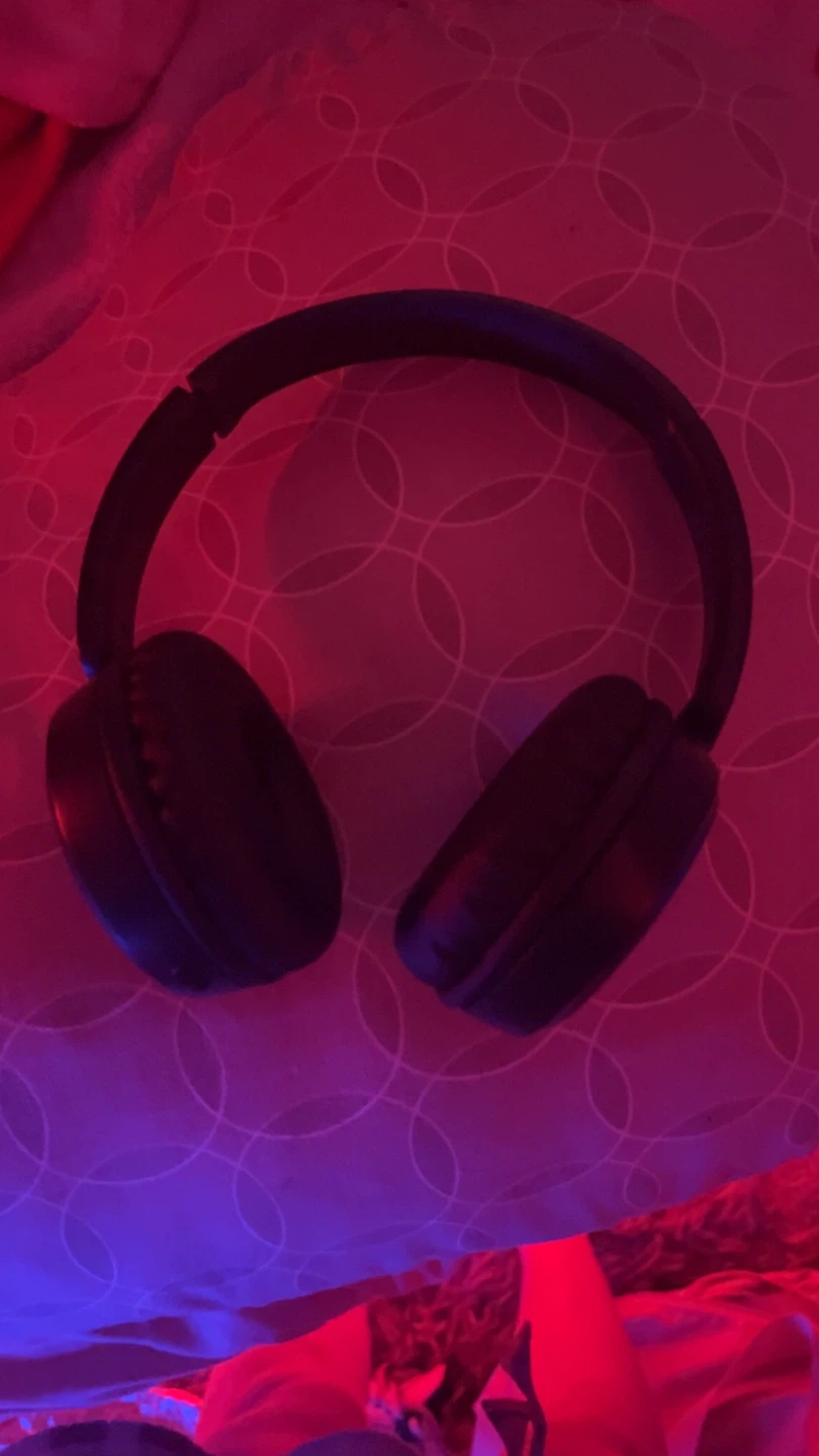 JVC Black Wireless Headphones