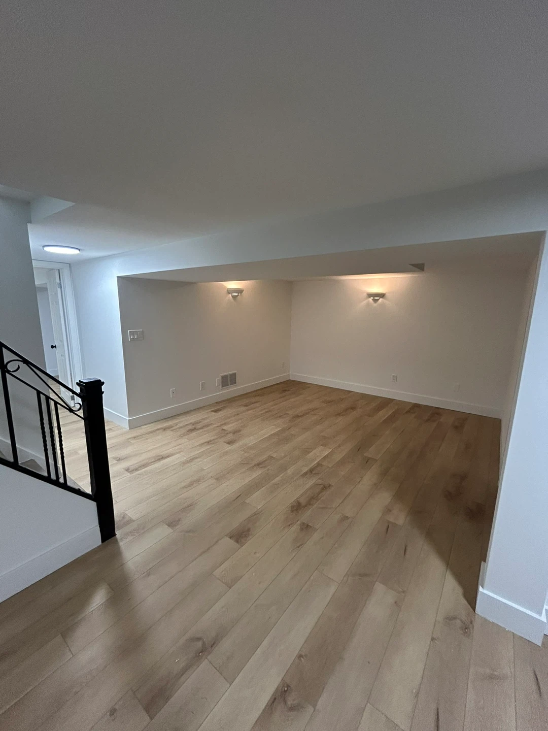 Apartment for Rent (2 Bedroom) - photo 3